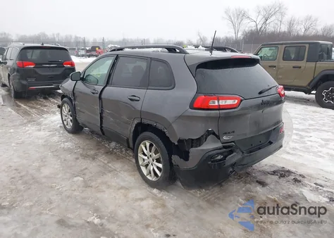 2018 Jeep Cherokee Latitude Tech Connect 4X4 from USA, damaged, VIN 1C4PJMCB7JD600203